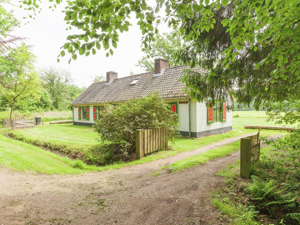 Cozy Holiday Home Near Forest In Baarn Барн Экстерьер фото